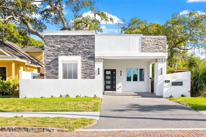 Largo House: 415 4th Ave SW