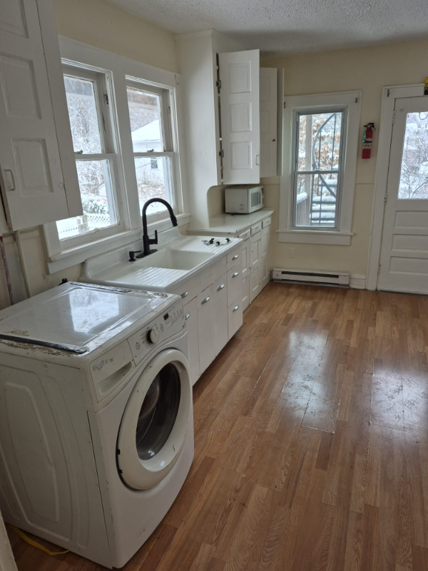 Scranton Multiplex: 904 ash st