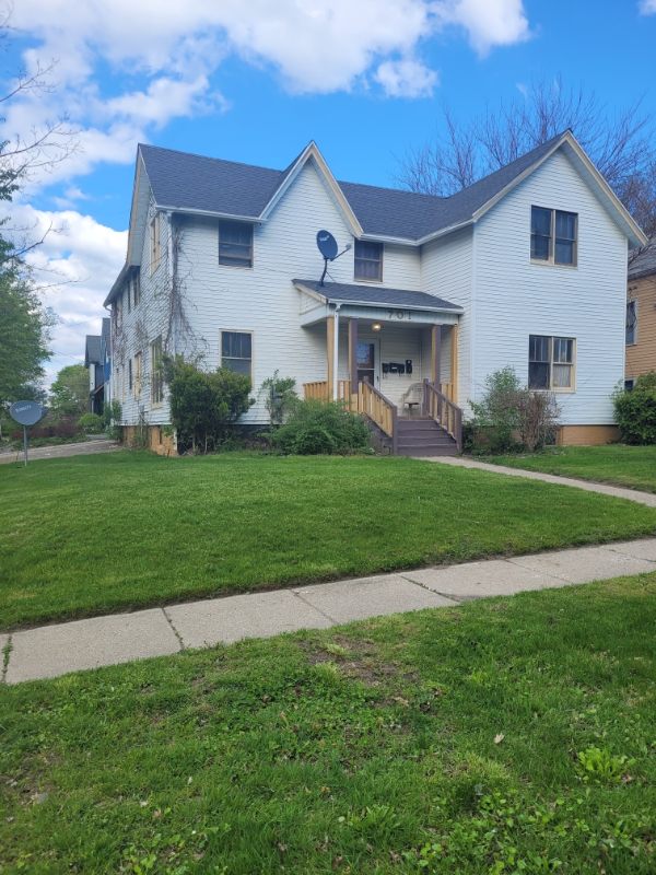 Flint Multiplex: 701 Avon