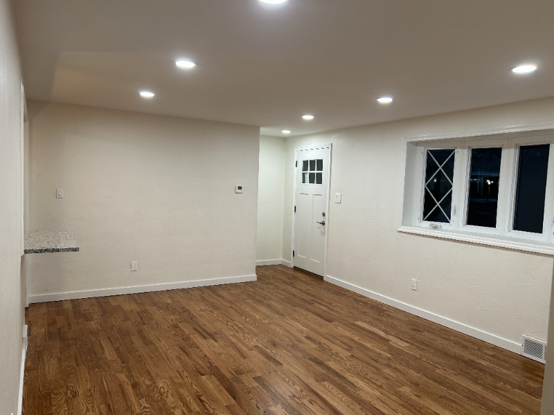 McKees Rocks House: 214 Barbara Drive