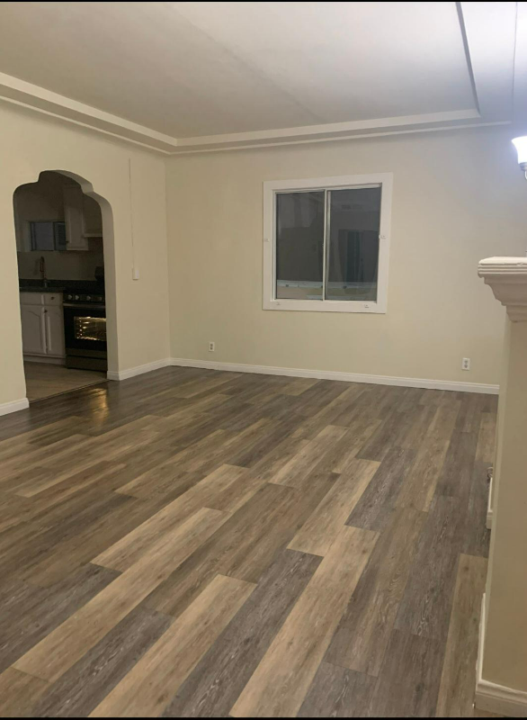 Los Angeles Multiplex: 1087 Leighton Ave