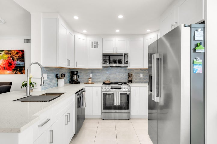 Delray Beach Condo: 600 Egret Circle 7205