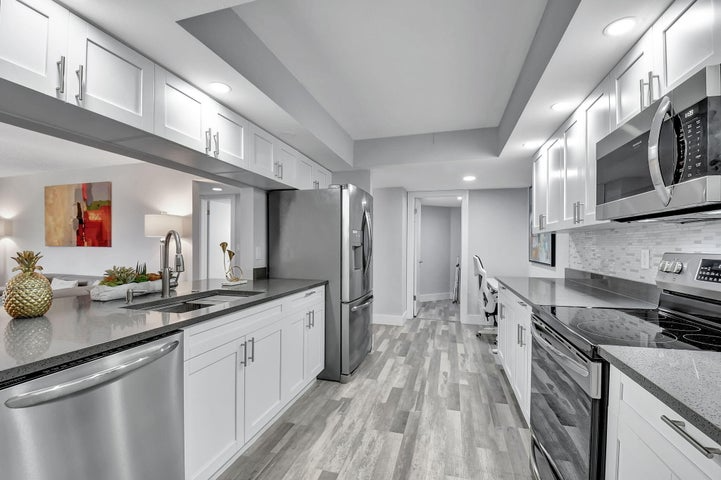 Delray Beach Condo: 2255 Lindell Boulevard 4103