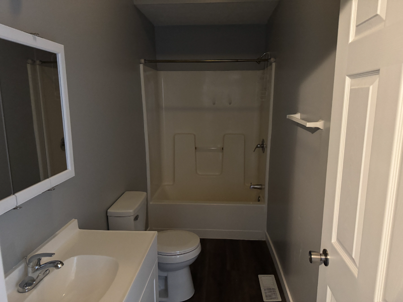 Morgantown Apartment: 511 Grant Ave