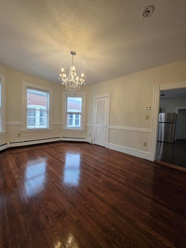 Hartford Apartment: 23- 25 Whitmore Street