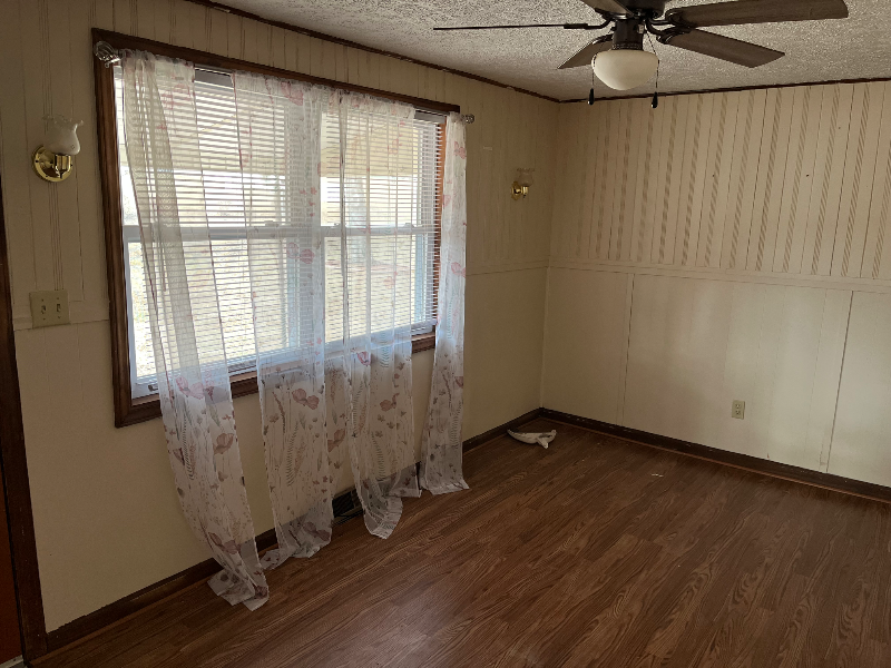 Rocky mount House: 550 Hopkins road