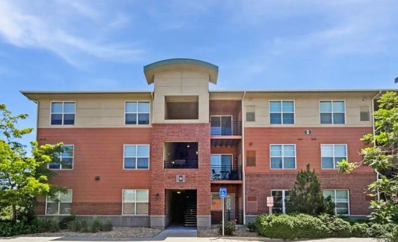 Denver Condo: 4100 Albion St