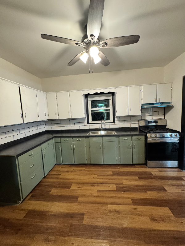 Sturtevant House: 2921 93rd St