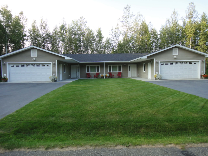 North Pole Townhome: 771 Turner Dr