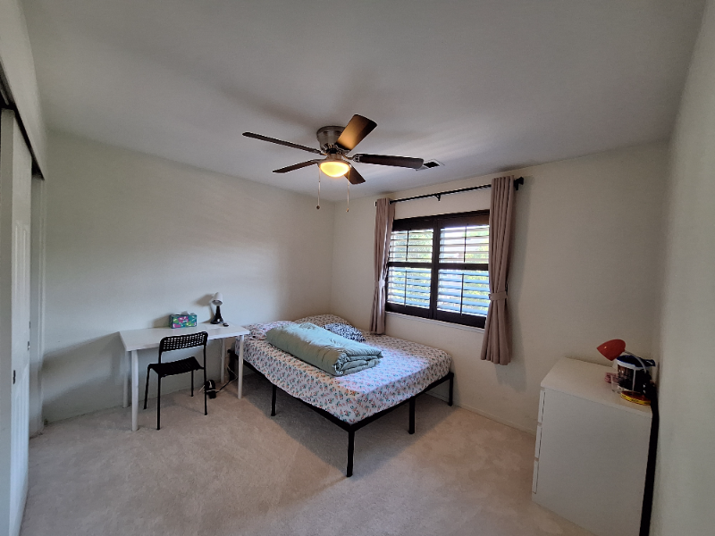 Tracy House: 48 Primrose Ct