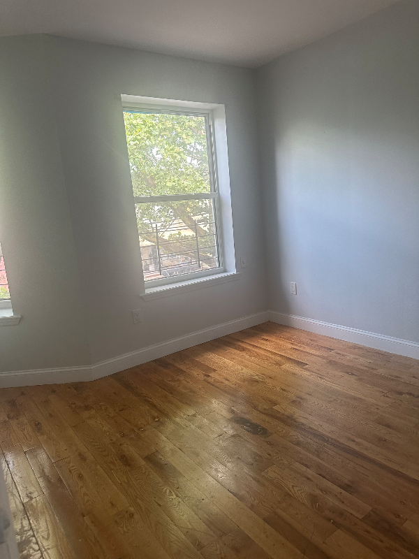 Bronx Multiplex: 993 Jennings St