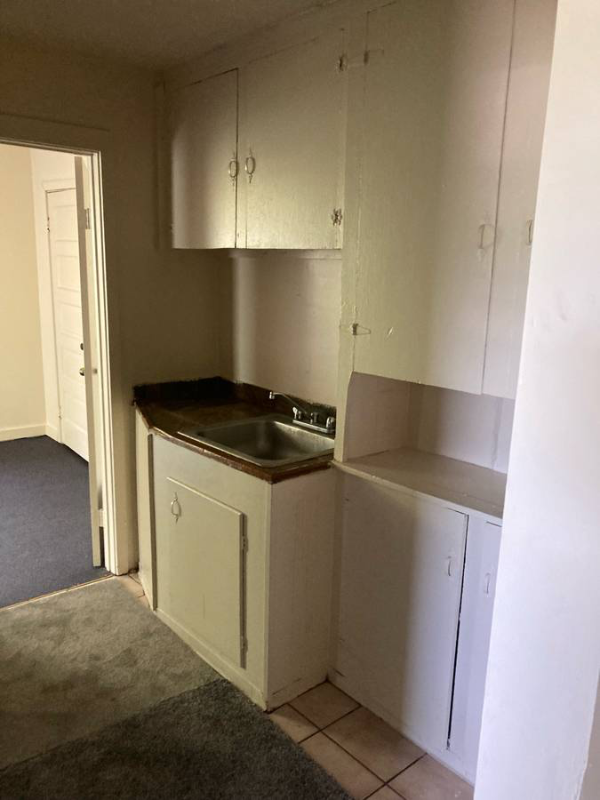 Mercer Multiplex: 207 Cunningham Street