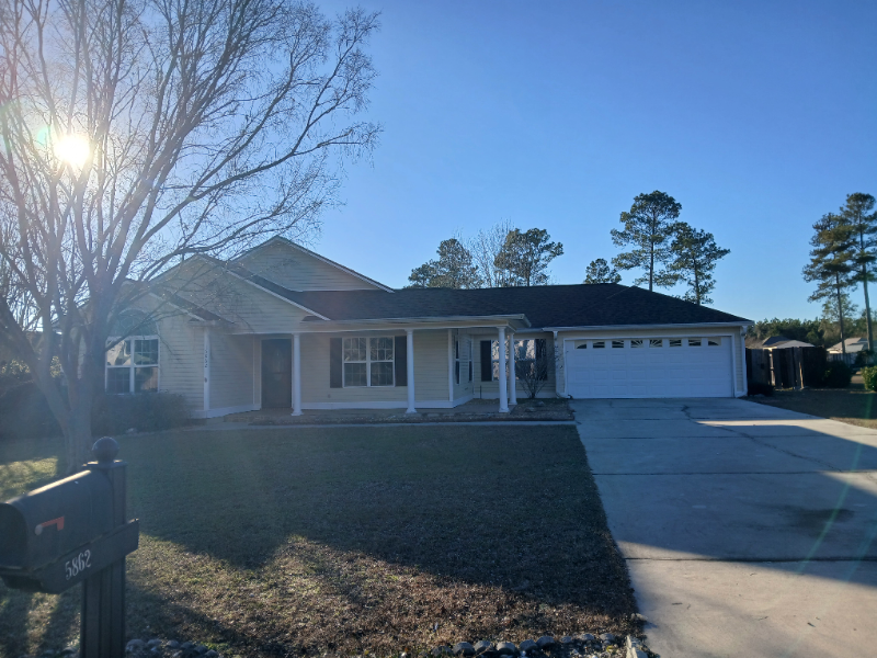 Hahira House: 5862 Barkley Ln