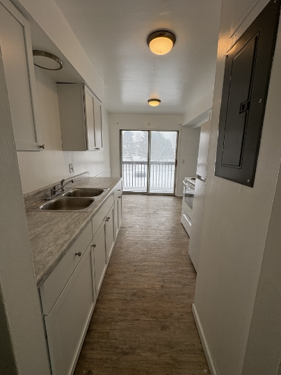 BATTLE CREEK Apartment: 750 E MICHIGAN AVE