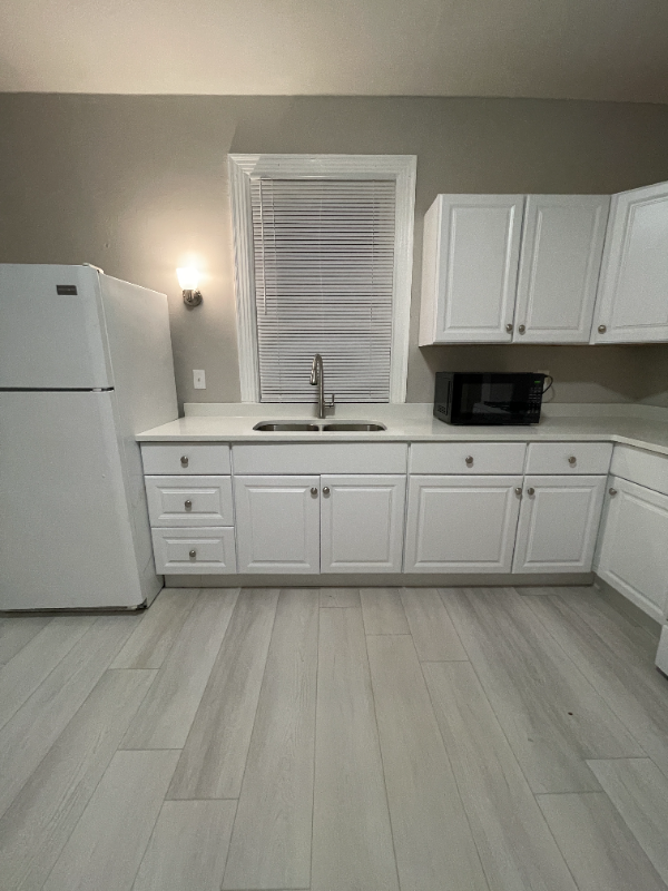 Cincinnati Multiplex: 170 Woolper Ave