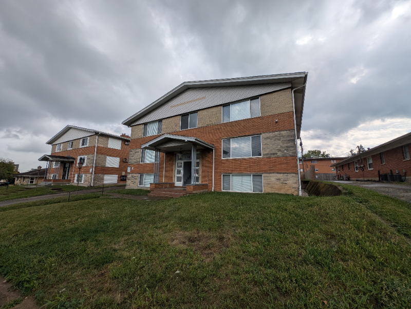 dayton Apartment: 110 cromwell place