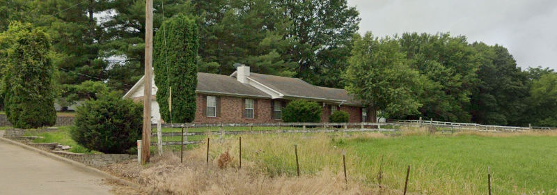 Perryville House: 612 Feltz St