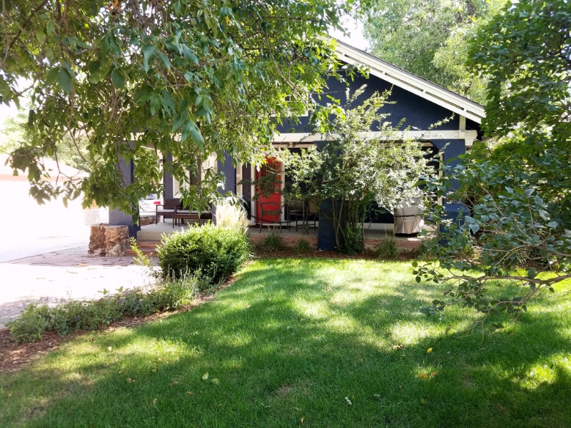 Colorado Springs House: 307 Cheyenne Blvd