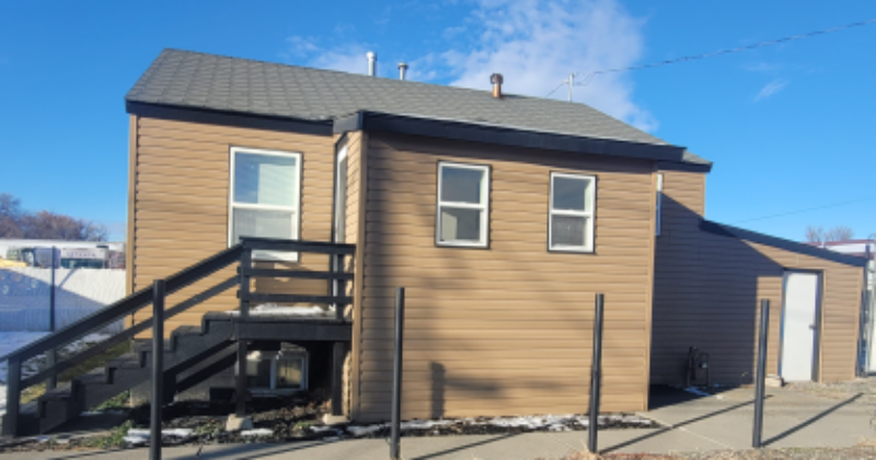 BILLINGS House: 308 MOORE LN