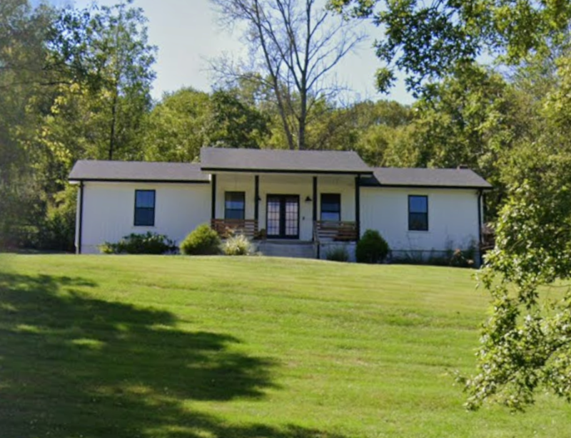 Santa Fe House: 2341 Santa Fe Pike