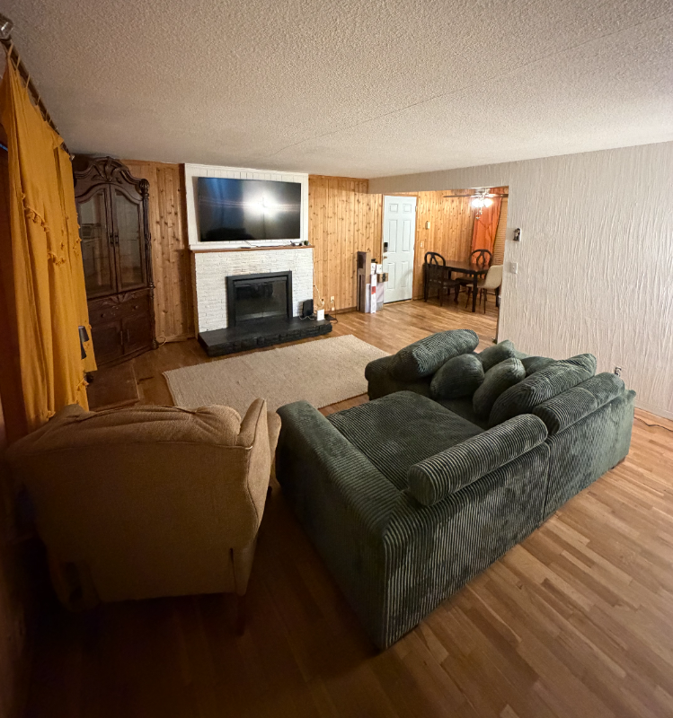 Oak Harbor House: 1474 NE 6th Ave