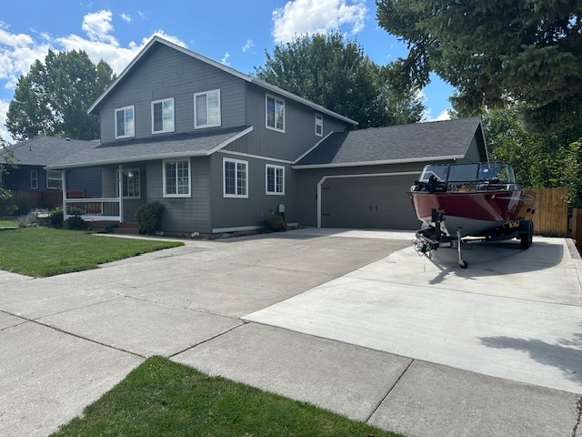 Bend House: 61369 Elkhorn St