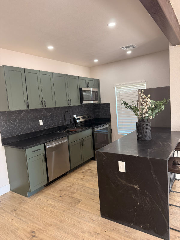 Phoenix Multiplex: 1016 E Mckinley