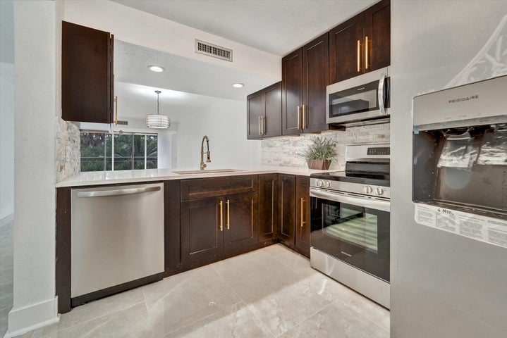 Boca Raton Condo: 6181 Balboa Circle 303