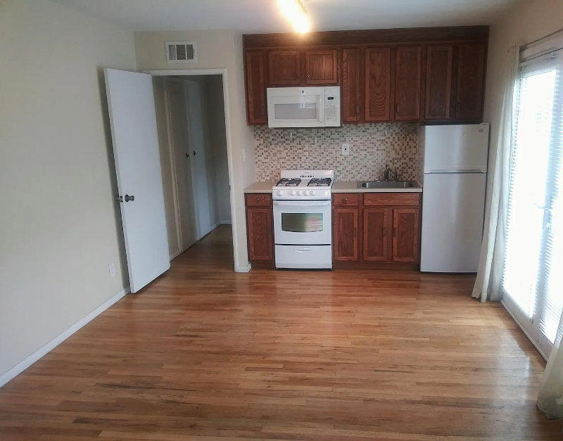 Garden Grove House: 11501 Faye Ave,