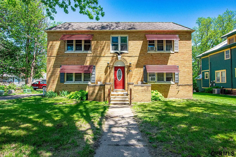 Harlan Apartment: 1410 7th St