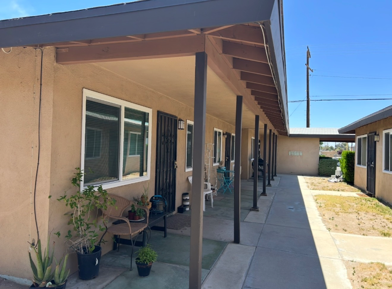 Lancaster Apartment: 44116 Division St