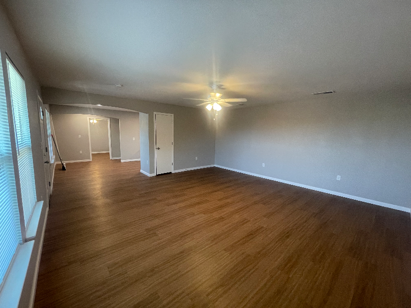 Duncanville Apartment: 315 N Merrill Ave
