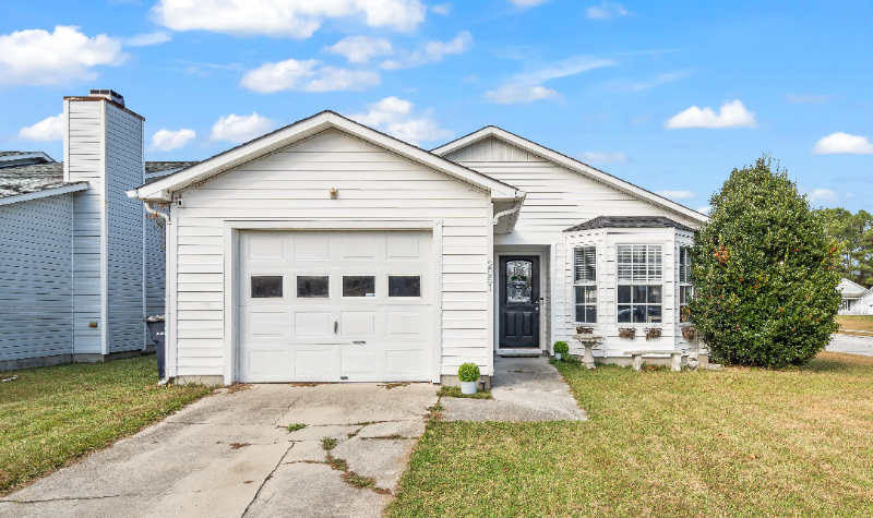 Jacksonville House: 2051 W. Windgate Ct.