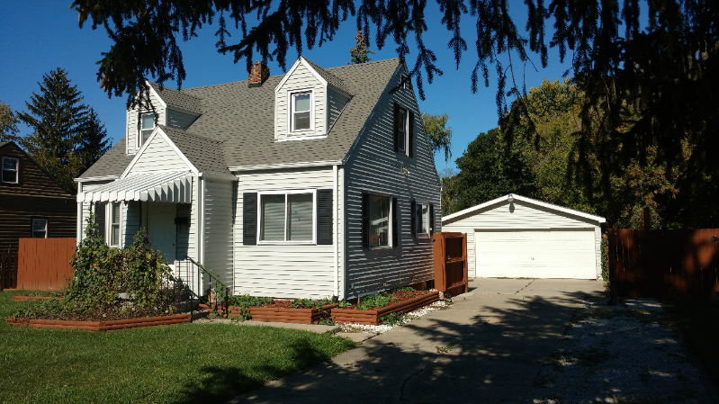 Flint House: 3319 Leith St,