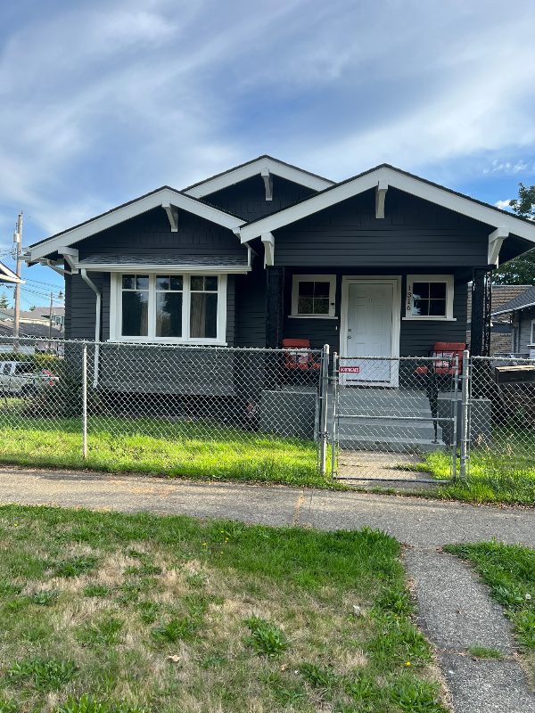 Tacoma House: 1316 S 25th St
