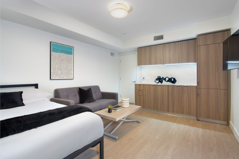 Los Angeles Apartment: 11665 Mayfield Avenue