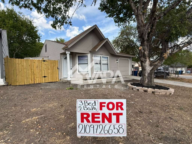 San Antonio House: 5929 Mission Sunrise