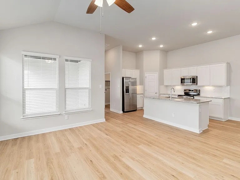 San Antonio Townhome: 358 Nespral Drive