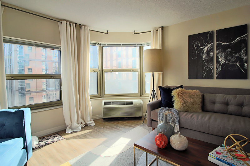 Chicago Condo: 9 West Chestnut St