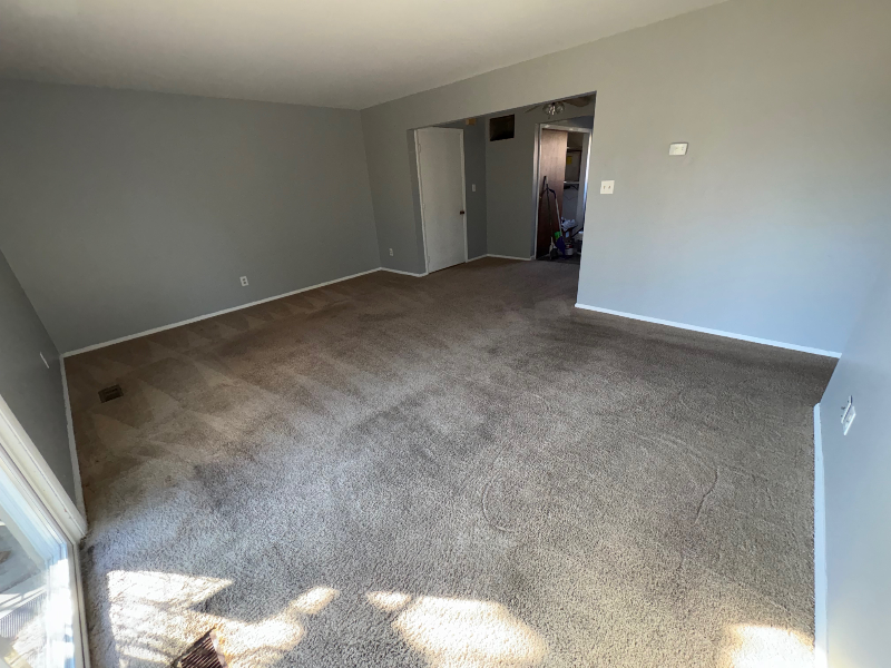 St. Charles Apartment: 1338 S. 14th St.