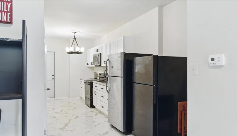 Baltimore Townhome: 1414 E Oliver st