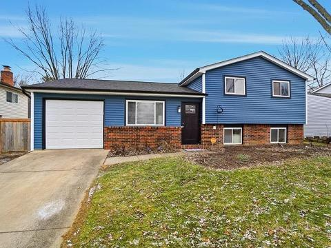 Columbus House: 4672 Sperry Ave