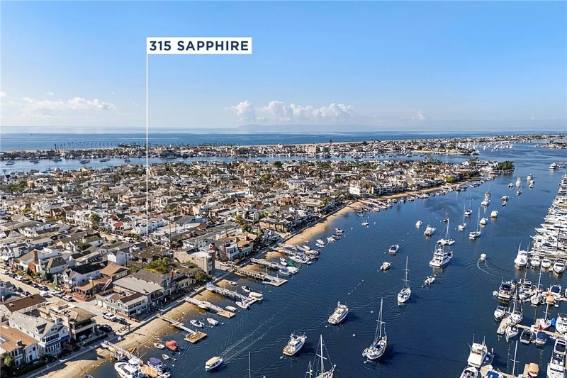 Newport Beach House: 315 Sapphire Ave,