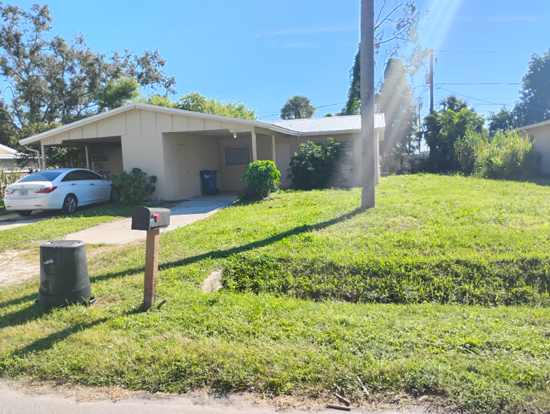 Bradenton Multiplex: 4507 86th Street Ct W,