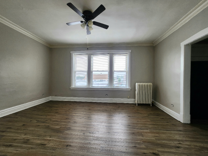 Chicago Apartment: 7850 S Burnham