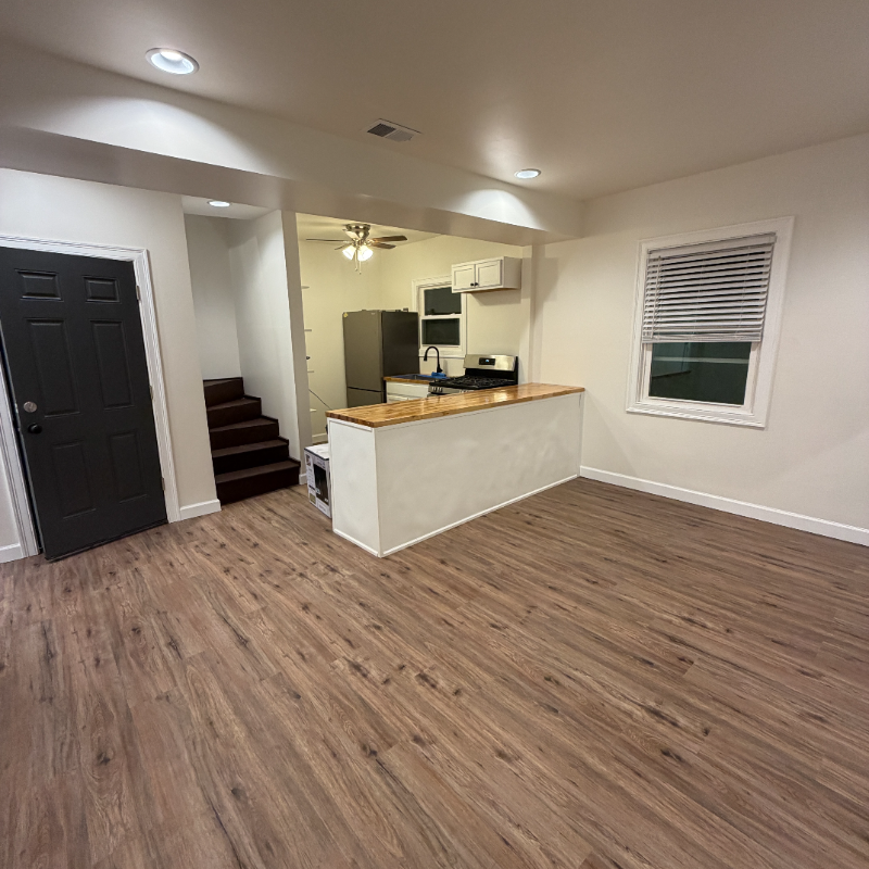 Pittsburgh Multiplex: 5416 Black St