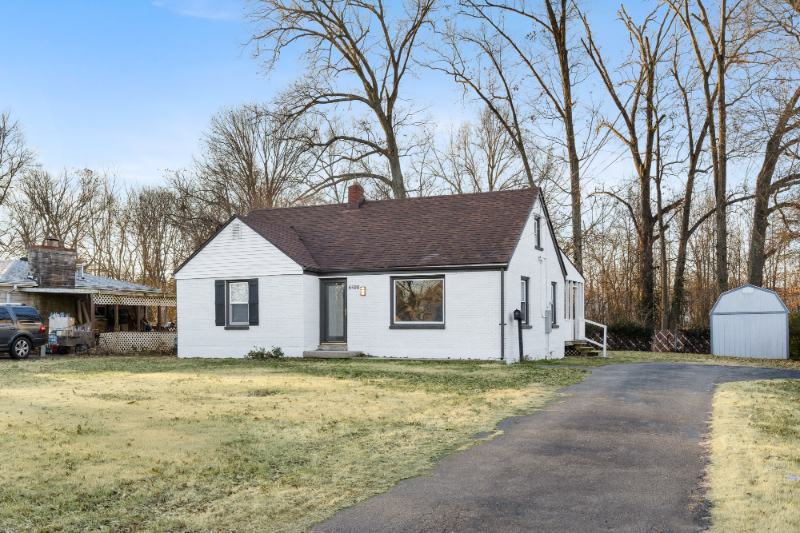 Louisville House: 6508 South Drive