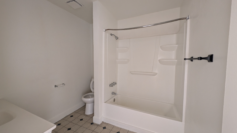 Cathedral City Apartment: 32350 Rancho Vista Dr