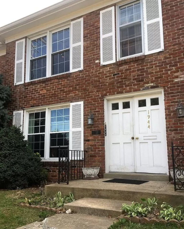 Louisville Condo: 1944 Goldsmith Ln