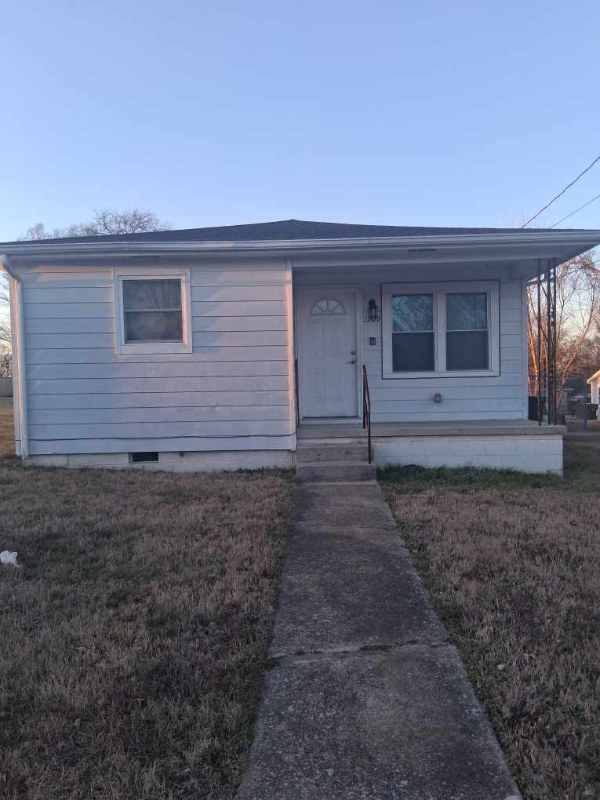 Hopkinsville House: 2209 Kelly St